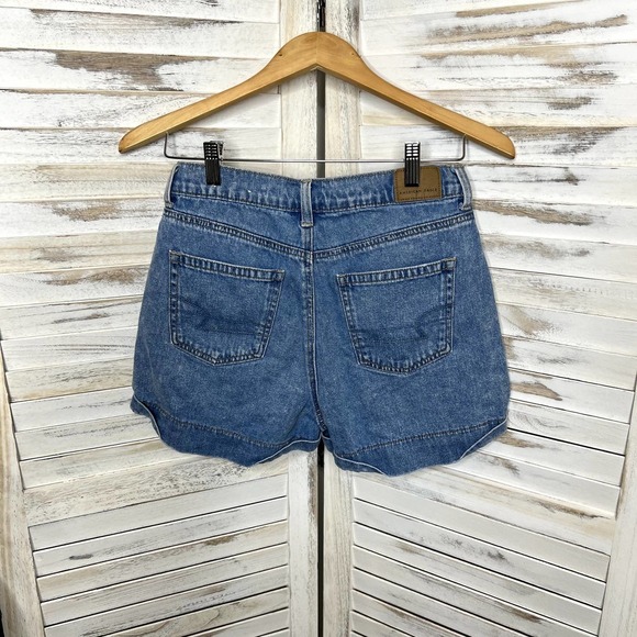 AMERICAN EAGLE Women's Mom Short Jean Denim High Rise Size Cuffed Size 2 - Picture 12 of 13